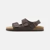 Pier One UNISEX - Riemensandalette - Dark Brown