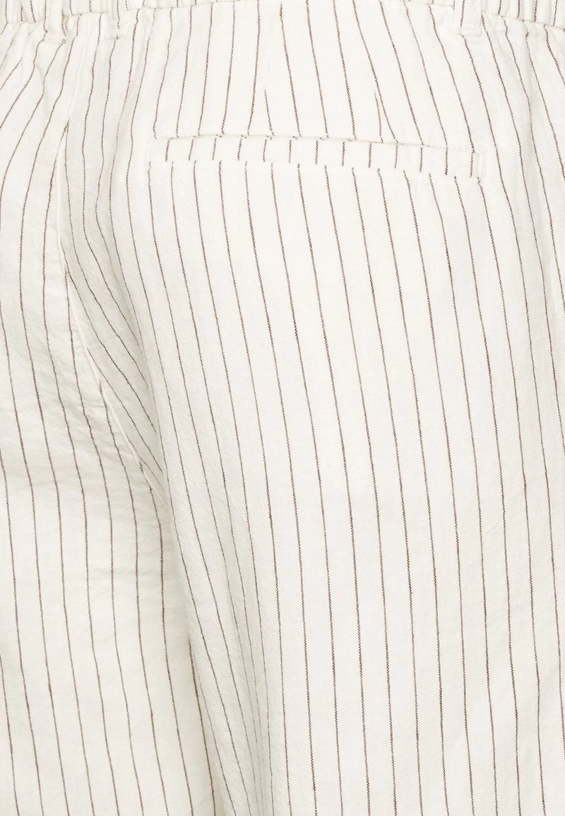 Pier One LINEN BLEND DRAWCORD SHORTS - Shorts - Off-white – Bild 3